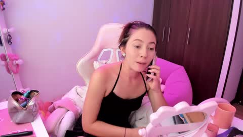 Snapshot of katrinrosex chatting on 12/15/24, 05:10 Katrin  online show from 12/15/24, 05:10