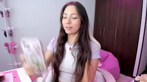 Snapshot of katrinrosex chatting on 01/09/25, 08:11 Katrin  online show from 01/09/25, 08:11