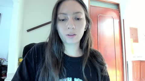 Snapshot of katrinrosex chatting on 02/03/25, 05:56 Katrin  online show from 02/03/25, 05:56