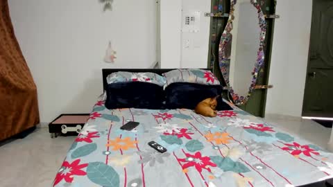 Snapshot of katrinrosex chatting on 09/30/25, 08:58 Katrin  online show from 09/30/25, 08:58