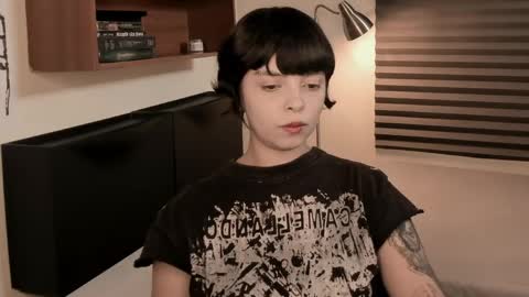 Snapshot of katsurotaro chatting on 04/08/26, 08:09 katsuro online show from 04/08/26, 08:09