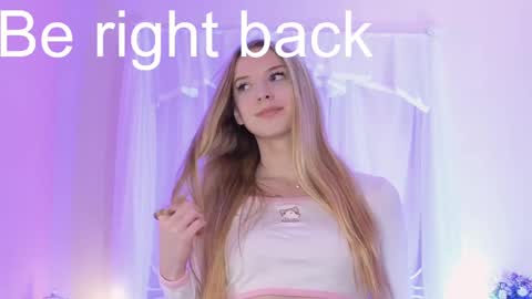 Snapshot of katt_yy chatting on 01/31/25, 09:16 katt_yy online show from 01/31/25, 09:16