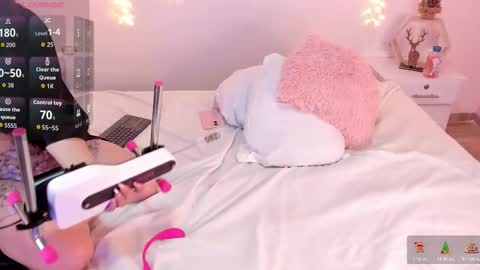 Snapshot of katta_giil chatting on 12/05/25, 01:52 Katta online show from 12/05/25, 01:52