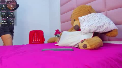 kattaleyaa_ online show from 01/13/26, 12:10