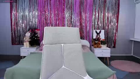 Snapshot of kattarrine_xo chatting on 02/11/25, 10:15 Kate online show from 02/11/25, 10:15