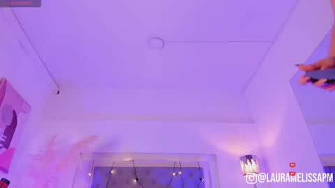 katte_hood_ online show from 10/14/25, 05:52