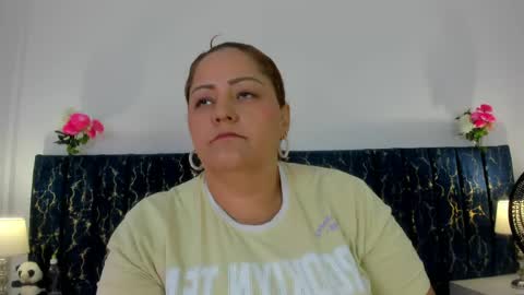 Snapshot of katte_landerr chatting on 05/22/26, 01:06 Katte online show from 05/22/26, 01:06