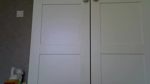 Snapshot of katte_light chatting on 05/14/26, 02:35 katte light online show from 05/14/26, 02:35