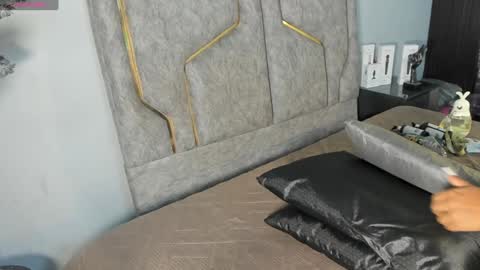 Katerine online show from 01/14/25, 04:04