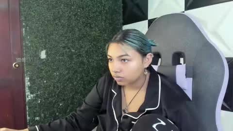 Snapshot of katteyes_ chatting on 03/22/26, 07:39 katteyes_ online show from 03/22/26, 07:39