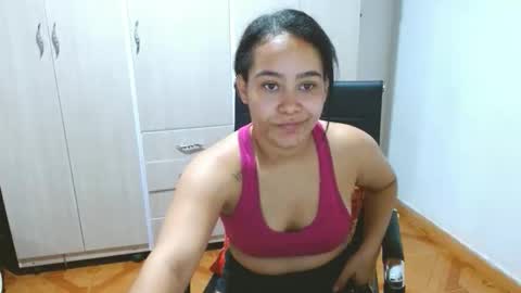 Snapshot of katticloos chatting on 04/07/26, 03:40 katticloos online show from 04/07/26, 03:40