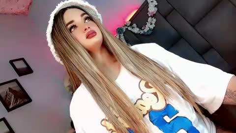 kattie_sweet_ online show from 09/29/25, 10:25