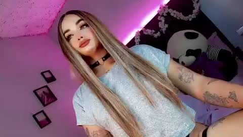 kattie_sweet_ online show from 10/29/25, 11:06