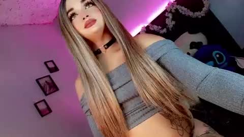 kattie_sweet_ online show from 10/31/25, 11:39