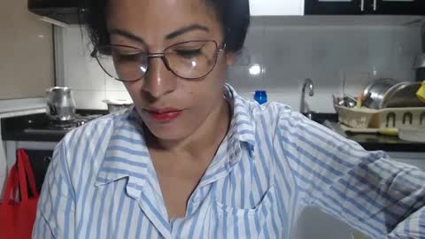 KattleyaGrey online show from 09/15/25, 01:22