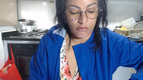 KattleyaGrey online show from 09/26/25, 02:43