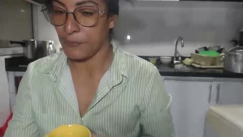 KattleyaGrey online show from 10/08/25, 12:03