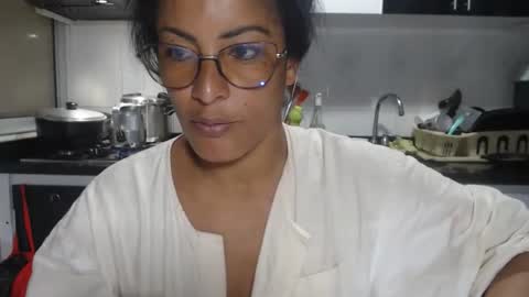 KattleyaGrey online show from 10/23/25, 09:46