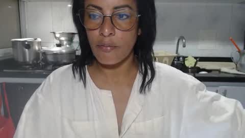 KattleyaGrey online show from 11/20/25, 08:52