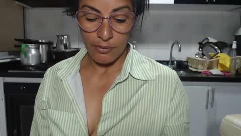 KattleyaGrey online show from 01/15/26, 08:12