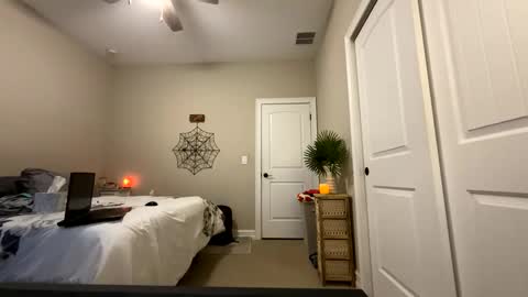 Snapshot of kattnip44 chatting on 10/18/25, 12:02 Josie live show Tuesday Wednesday and Thursday online show from 10/18/25, 12:02
