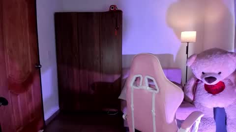 Snapshot of katty__0 chatting on 03/22/26, 09:23 katty__0 online show from 03/22/26, 09:23