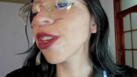 Snapshot of katty_mouth chatting on 12/05/24, 08:00 Katty online show from 12/05/24, 08:00