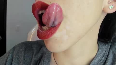 Katty online show from 01/06/26, 08:23