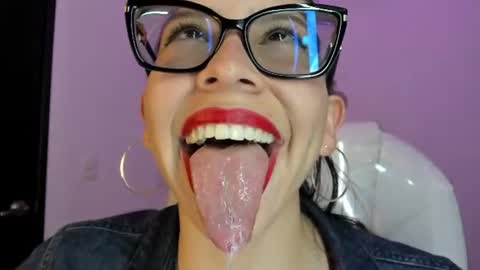 Snapshot of katty_mouth chatting on 07/01/26, 05:23 Katty online show from 07/01/26, 05:23