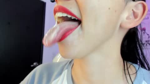 Snapshot of katty_mouth chatting on 07/27/26, 07:54 Katty online show from 07/27/26, 07:54