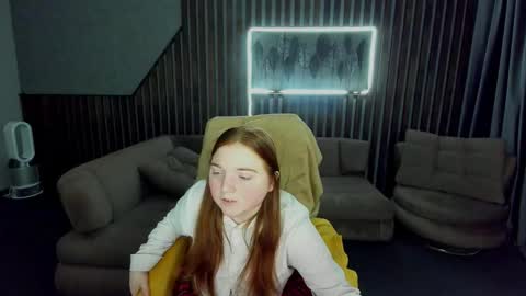 Katty online show from 10/17/25, 06:38