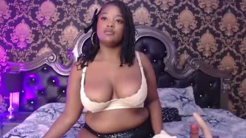 Snapshot of kattymayers chatting on 06/17/26, 06:42 Katty online show from 06/17/26, 06:42
