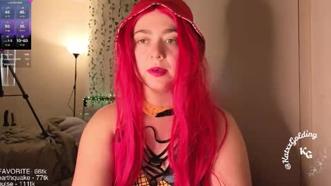 Snapshot of katxxgolding chatting on 10/31/25, 09:05 Princesse Kat online show from 10/31/25, 09:05