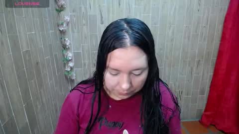 Snapshot of katy2425 chatting on 11/08/25, 01:39 Katy online show from 11/08/25, 01:39