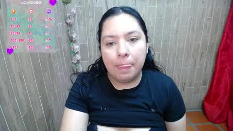 Snapshot of katy2425 chatting on 02/18/26, 03:19 Katy online show from 02/18/26, 03:19