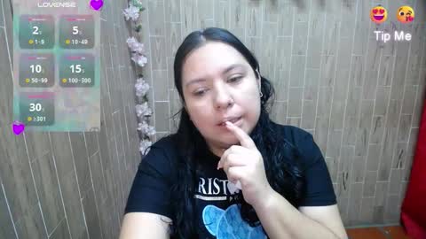 Snapshot of katy2425 chatting on 03/25/26, 06:14 Katy online show from 03/25/26, 06:14