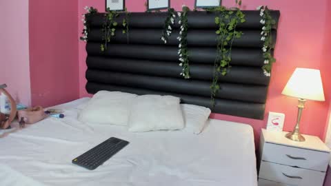 katy_contreras online show from 01/07/25, 11:26