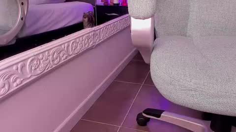 katy_contreras online show from 02/13/25, 05:11