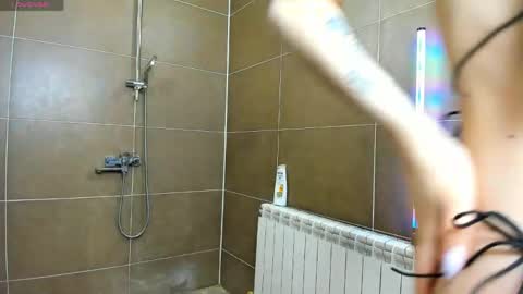 Snapshot of katy_midocalm chatting on 04/26/26, 08:01 Kate online show from 04/26/26, 08:01