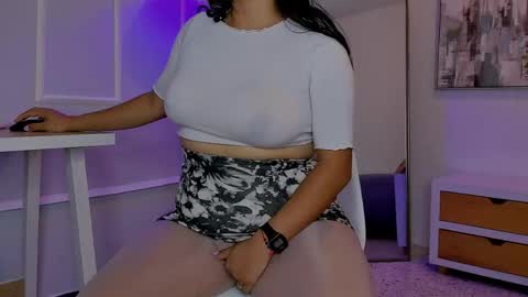 Snapshot of katyah_ chatting on 05/19/26, 08:26 katya online show from 05/19/26, 08:26