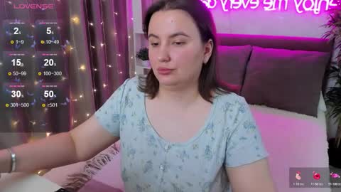 Kate online show from 11/30/25, 05:11