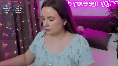 Kate online show from 03/27/26, 08:26