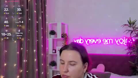 Snapshot of katyaneilson chatting on 07/19/26, 05:55 Kate online show from 07/19/26, 05:55