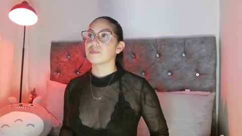 Snapshot of katybelladonna chatting on 03/08/25, 08:44 KATY online show from 03/08/25, 08:44