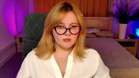 Snapshot of katybriggs chatting on 07/19/26, 05:22 Katy online show from 07/19/26, 05:22