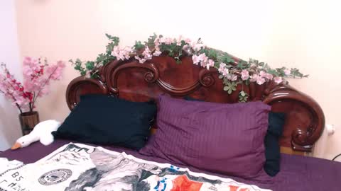 Katy online show from 03/12/25, 06:00