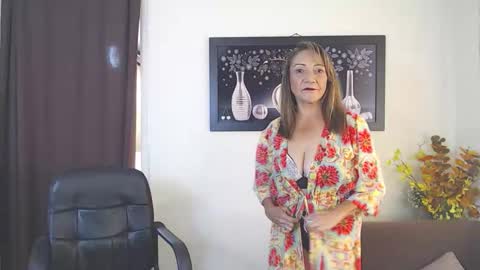 Mrs. Katie online show from 01/13/26, 01:05