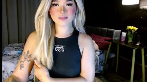 katykiat online show from 10/26/25, 11:09