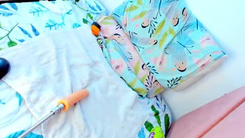 Snapshot of katylu_ chatting on 01/30/25, 04:06 lilii-pety online show from 01/30/25, 04:06