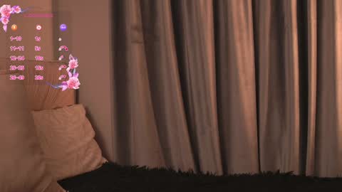 Mia  Lovense is active Private is Open online show from 02/06/26, 04:17